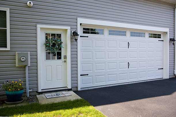 24/7 Emergency Garage Door Panel Replacement experts in Anchor Point, AK